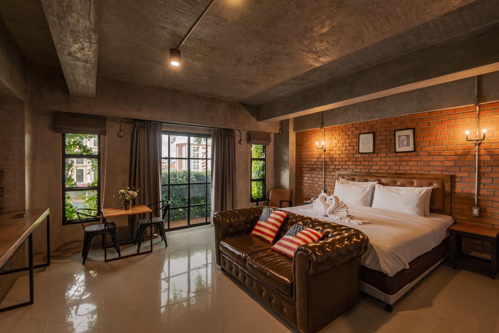The Old Inn Udon Thani Exterior foto